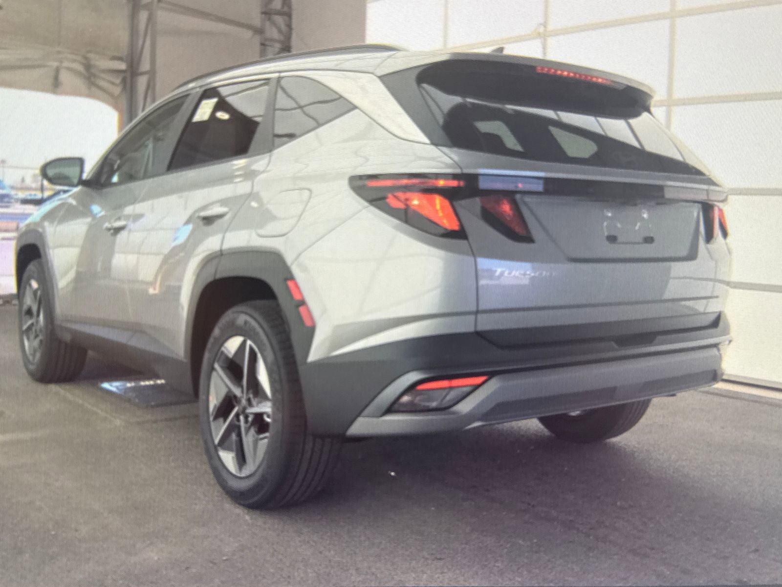Used 2026 Hyundai Tucson SEL AWD/4WD image 3