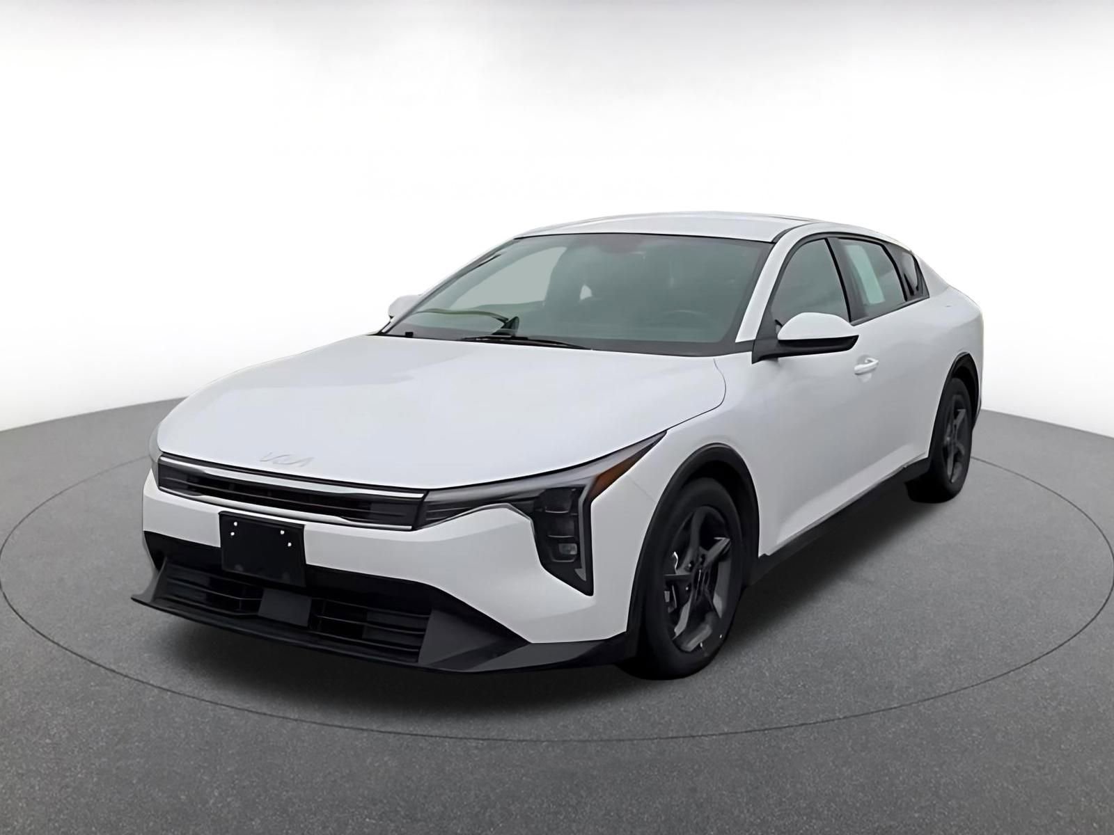 Used 2025 Kia K4 LXS image 7