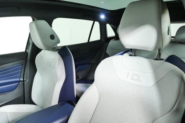 Certified 2025 Volkswagen ID.4 S Limited RWD image 7