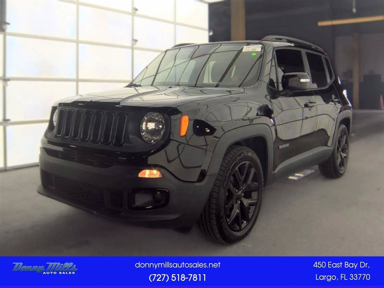 Used 2017 Jeep Renegade Altitude FWD image 1