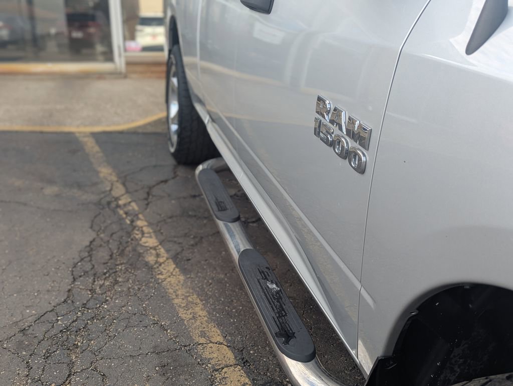 Used 2018 RAM 1500 Express w/ Express Value Package image 12