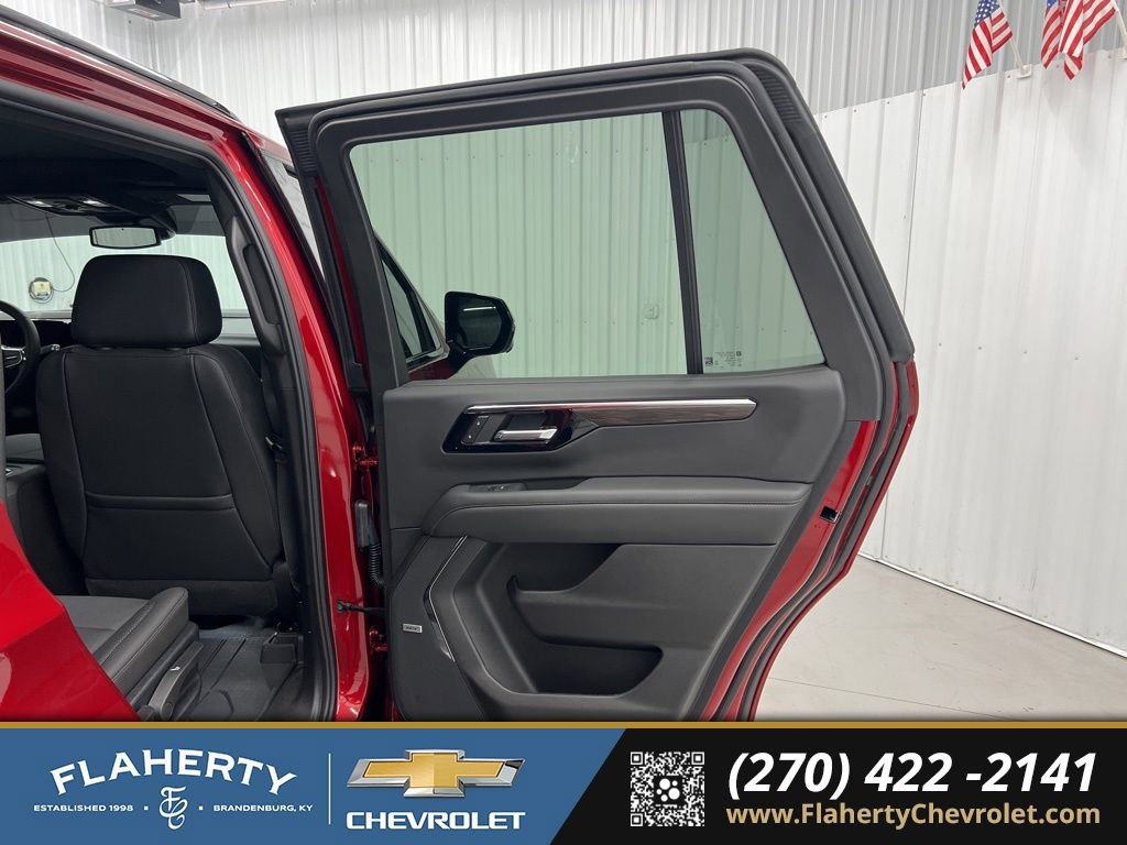 Used 2025 Chevrolet Tahoe Z71 w/ Comfort Package image 12