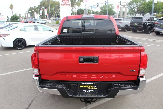 Used 2016 Toyota Tacoma SR5 w/ SR5 Appearance Package (SN) RWD image 19
