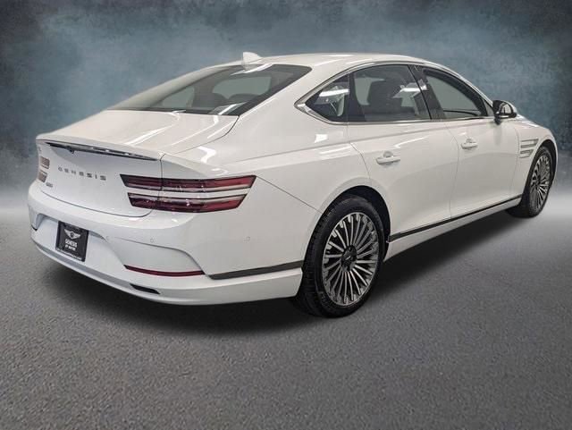 Used 2023 Genesis Electrified G80 image 4