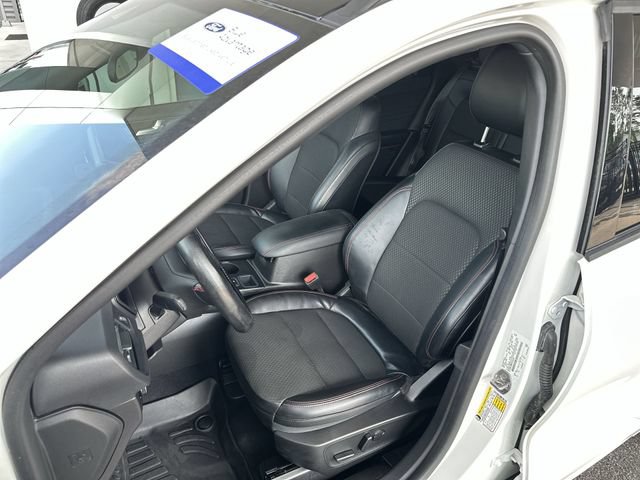 Certified 2023 Ford Escape ST-Line w/ Tech Pack #1 FWD image 12