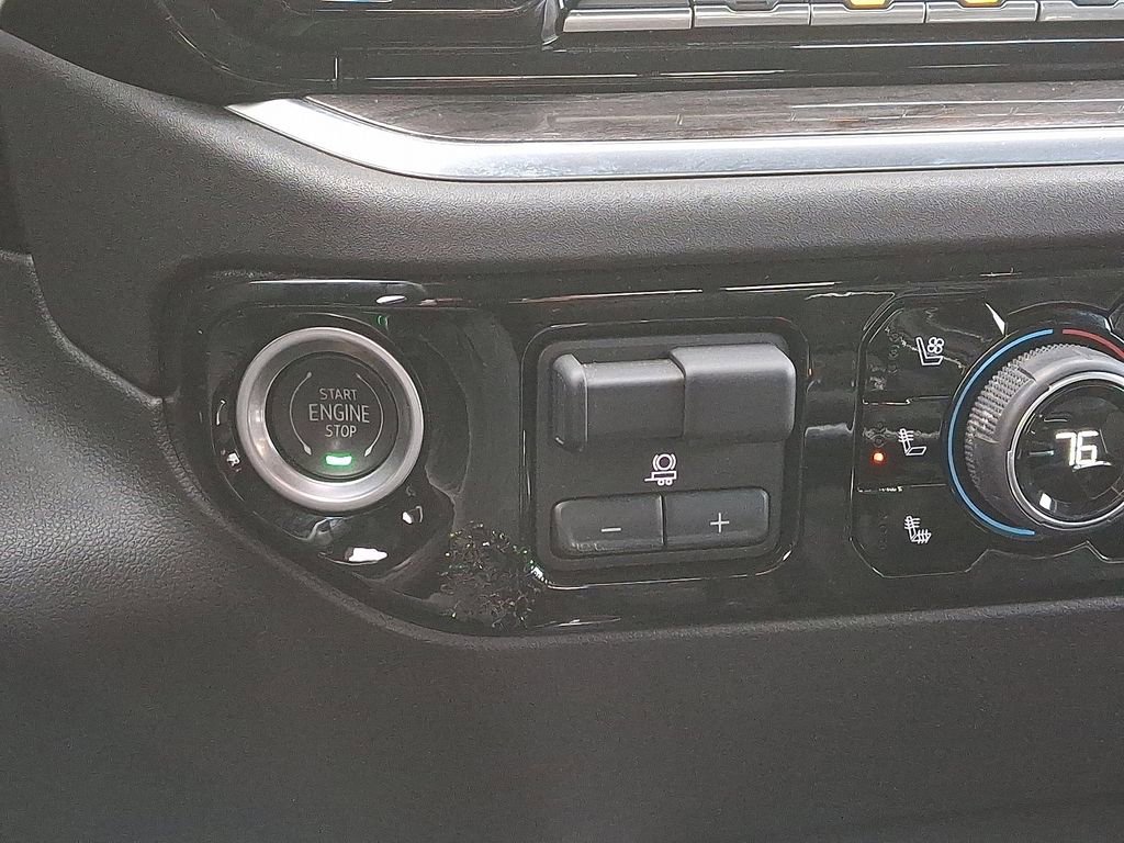 Used 2022 Chevrolet Silverado 1500 LTZ w/ LTZ Premium Package image 24