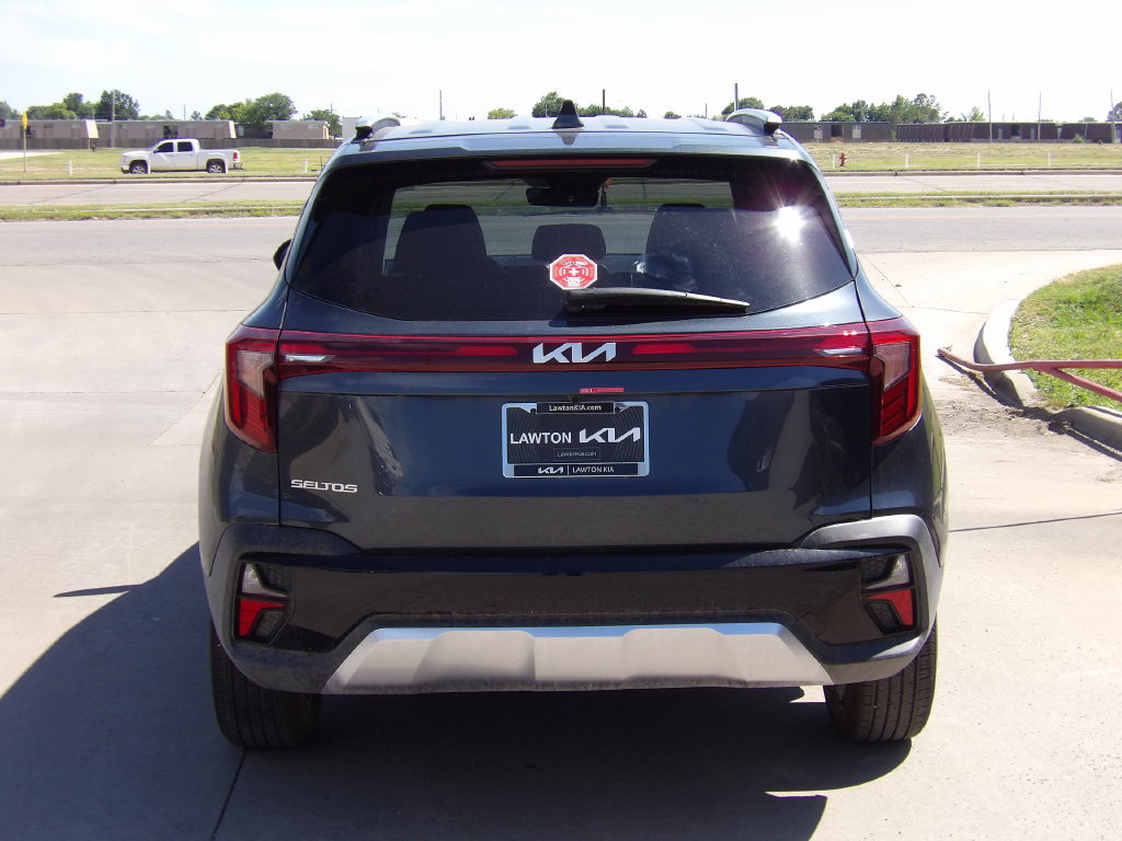 New 2026 Kia Seltos S FWD image 7