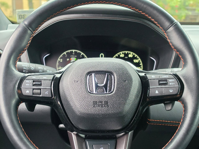 Certified 2025 Honda Pilot TrailSport image 30