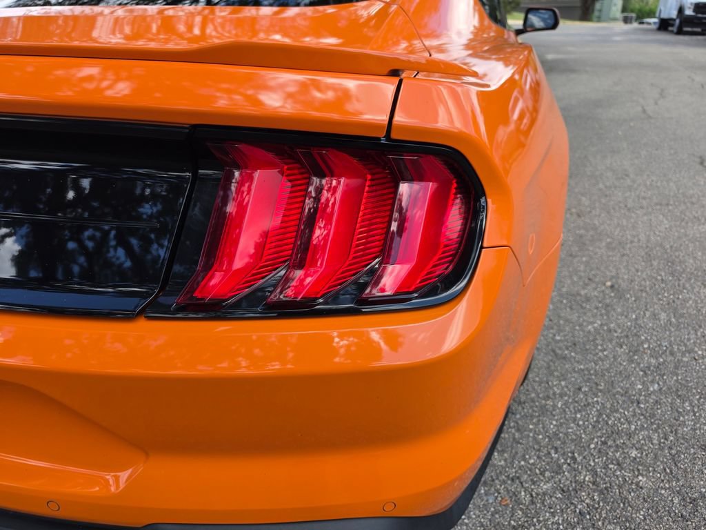 Used 2021 Ford Mustang GT w/ Enhanced Security Package RWD image 12
