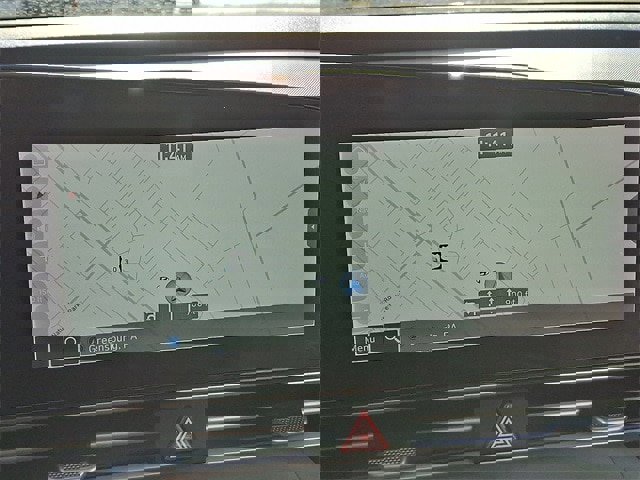 Certified 2022 Hyundai Elantra Limited w/ Cargo Package image 17