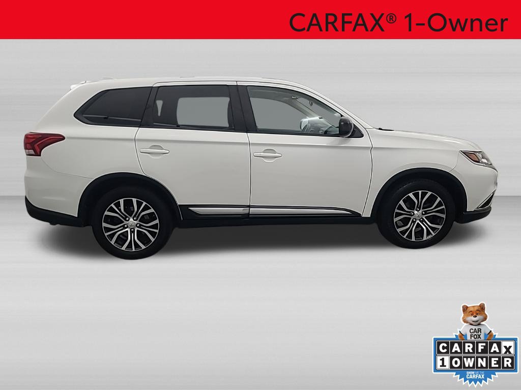 Used 2017 Mitsubishi Outlander ES FWD image 2