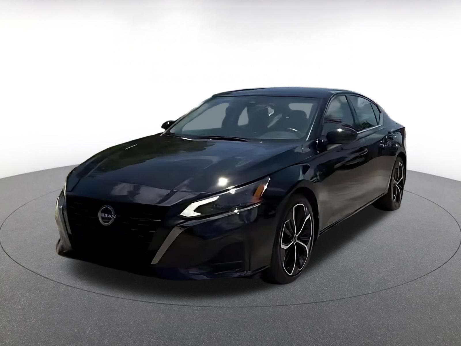 Used 2025 Nissan Altima 2.5 SR FWD image 7