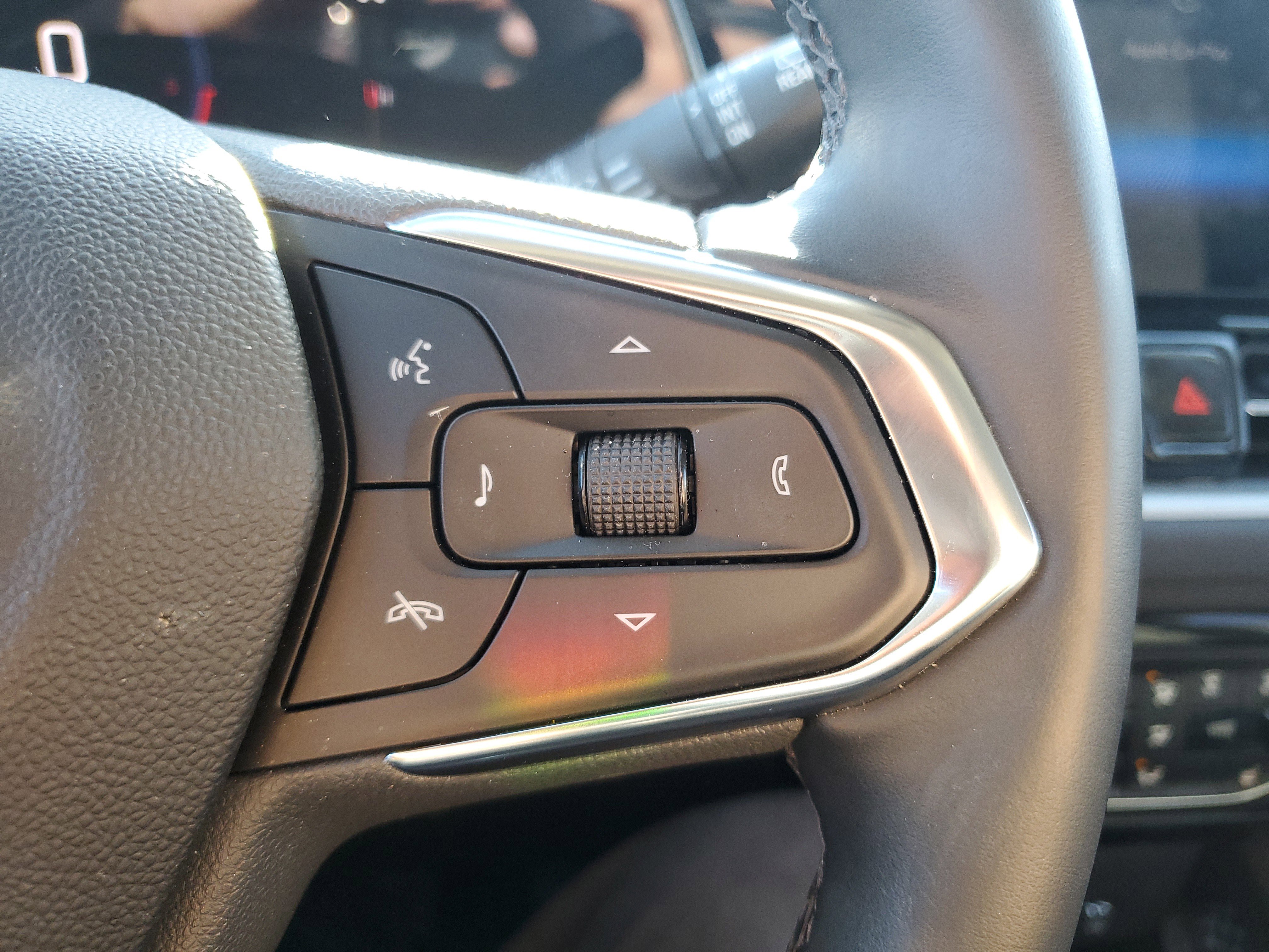 Used 2025 Chevrolet TrailBlazer LT w/ Convenience Package image 15