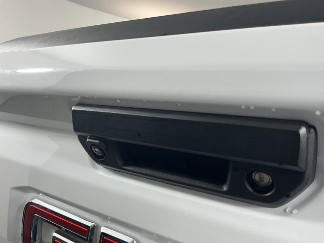 Used 2023 GMC Canyon AT4X AWD/4WD image 8