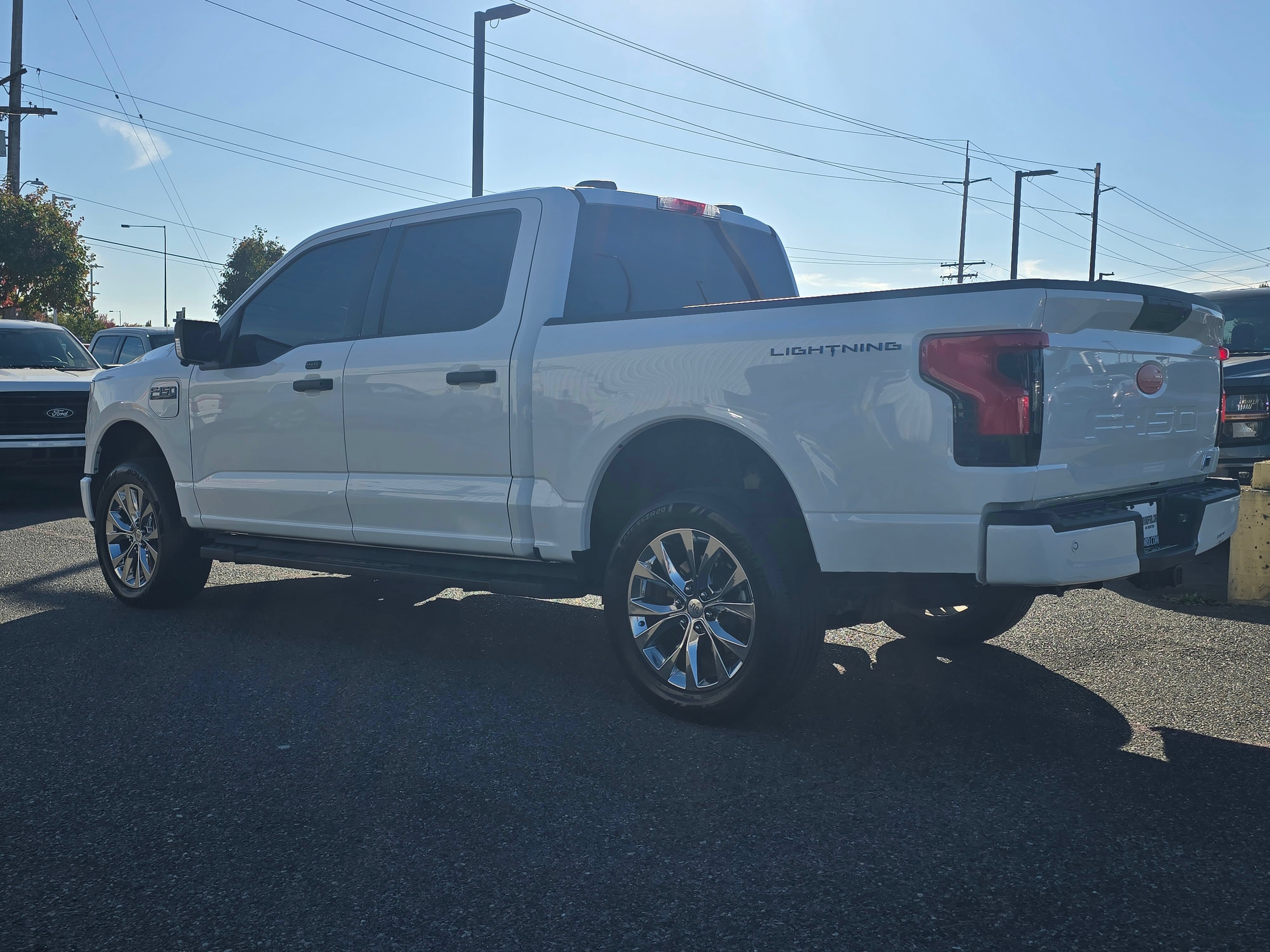 Certified 2025 Ford F150 Lightning XLT AWD/4WD image 7