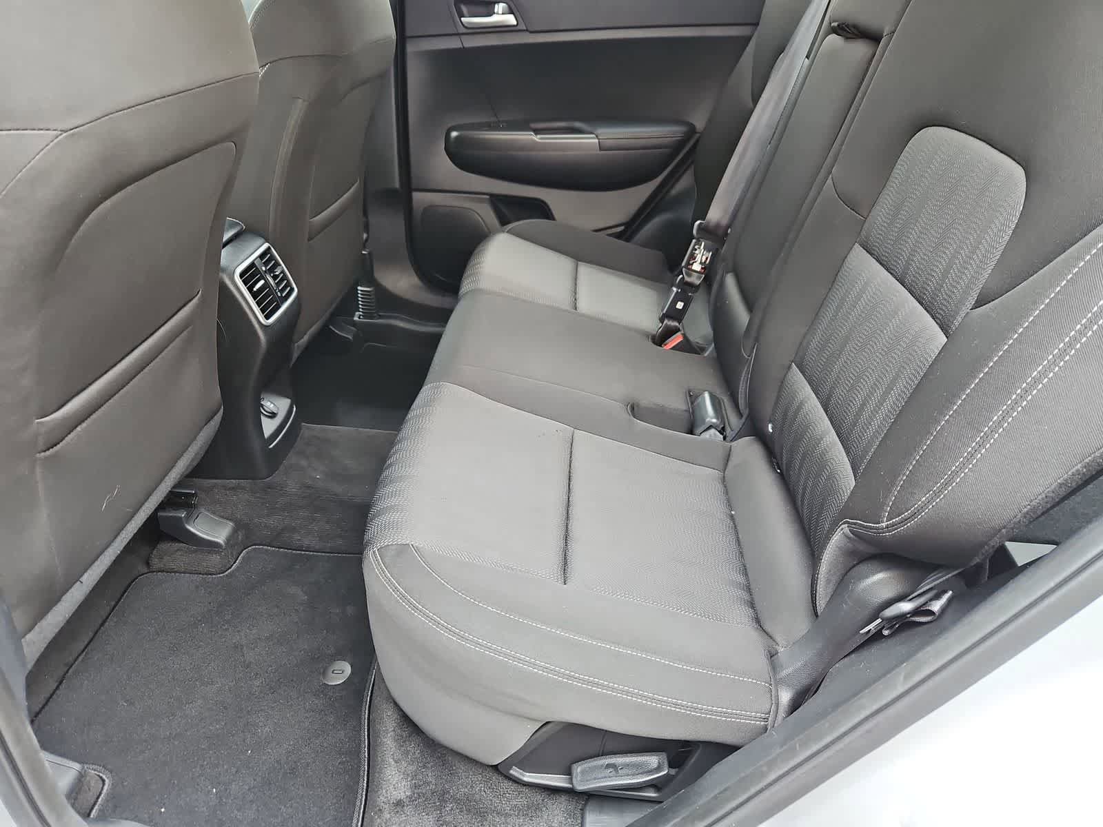 Used 2017 Kia Sportage LX AWD/4WD image 19