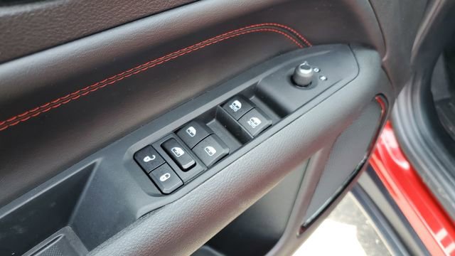 Certified 2025 Jeep Compass Trailhawk w/ Trailhawk Elite Group AWD/4WD image 9