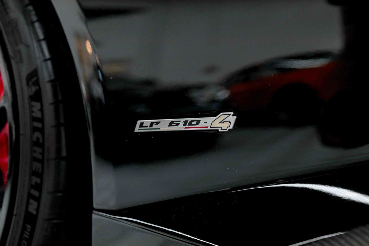 Used 2015 Lamborghini Huracan LP 610-4 image 21