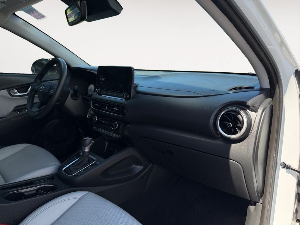Used 2022 Hyundai Kona Limited w/ Cargo Package AWD/4WD image 26