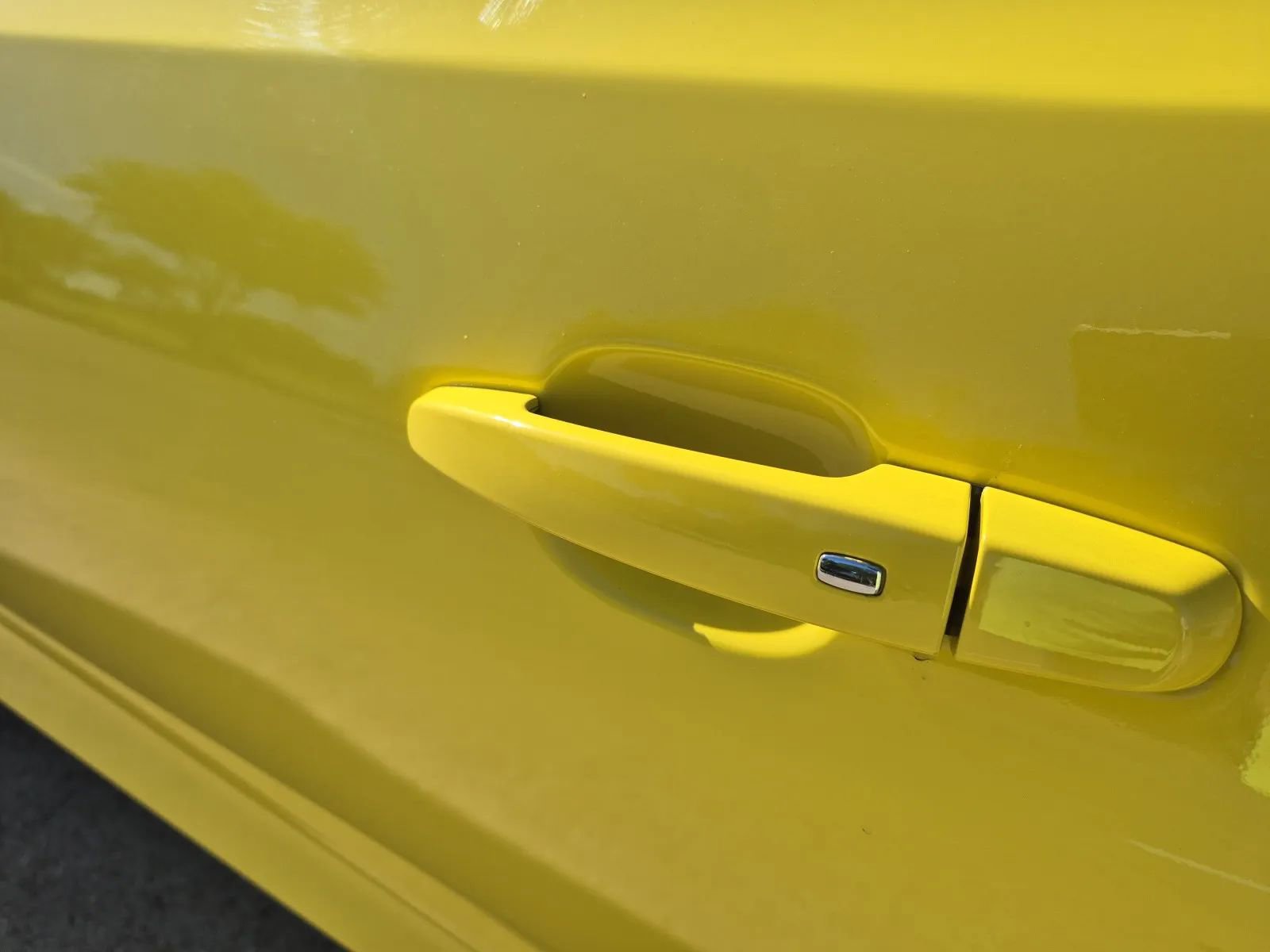 Used 2016 Chevrolet Camaro SS RWD image 13