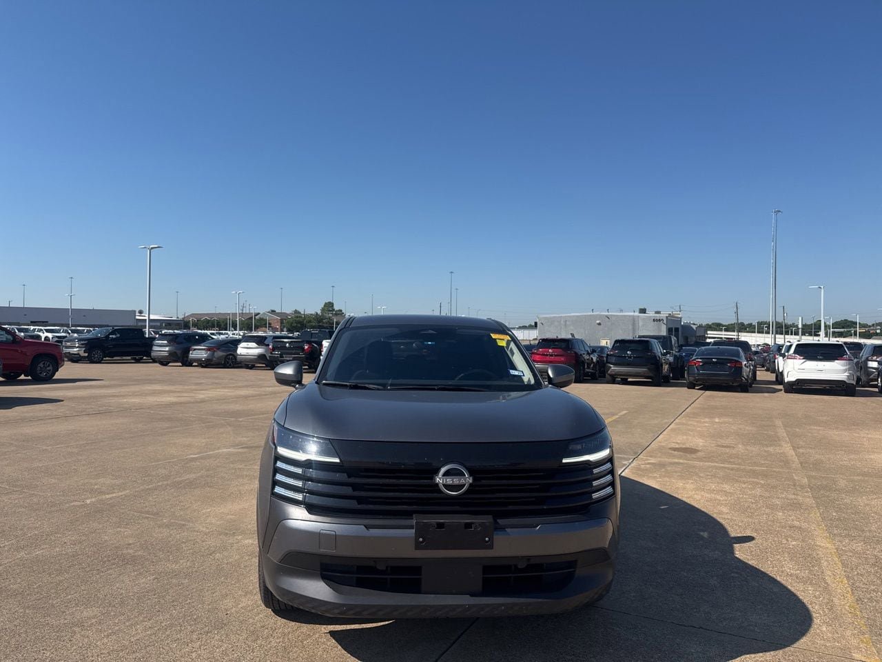 Certified 2025 Nissan Kicks SV w/ Charging Package FWD image 4
