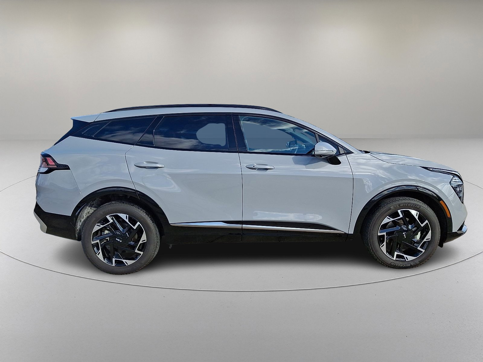 Used 2024 Kia Sportage SX image 12