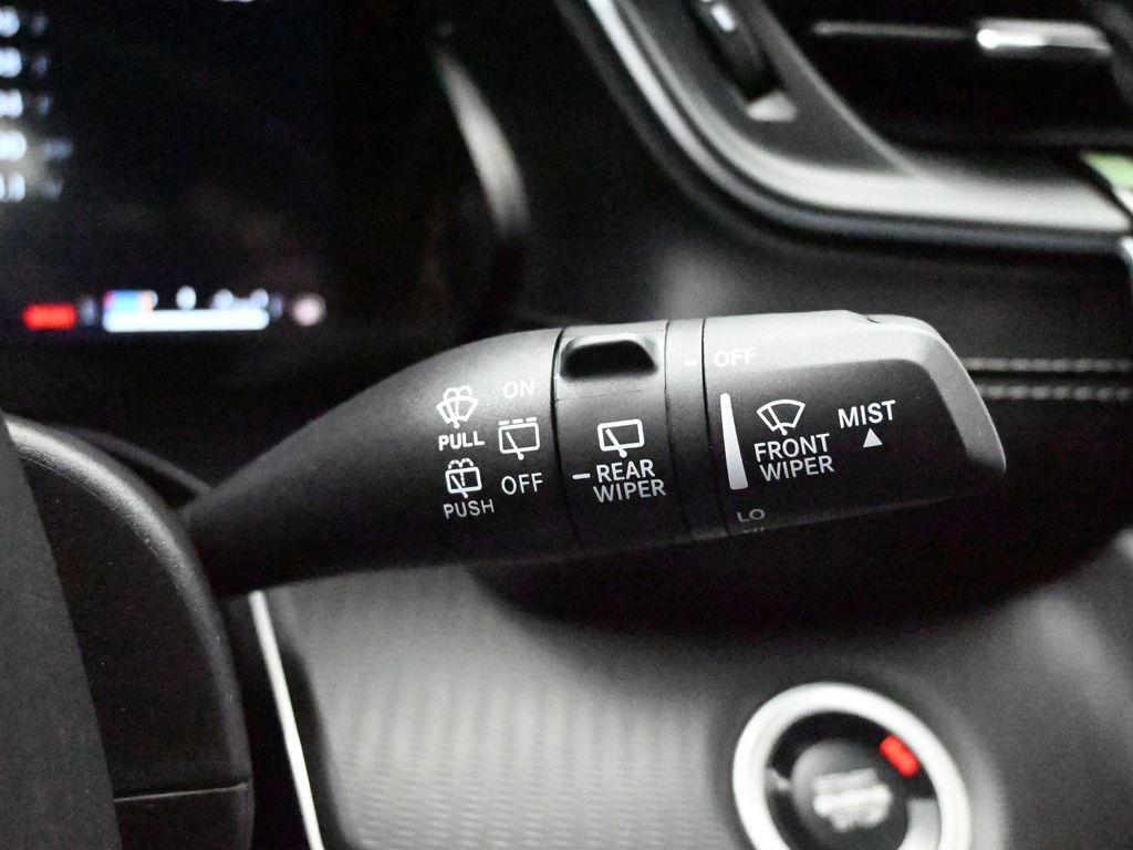 Used 2024 Jeep Grand Cherokee L Laredo w/ Luxury Tech Group I image 32