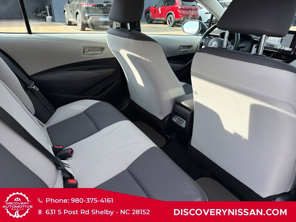 Used 2026 Toyota Corolla LE image 35