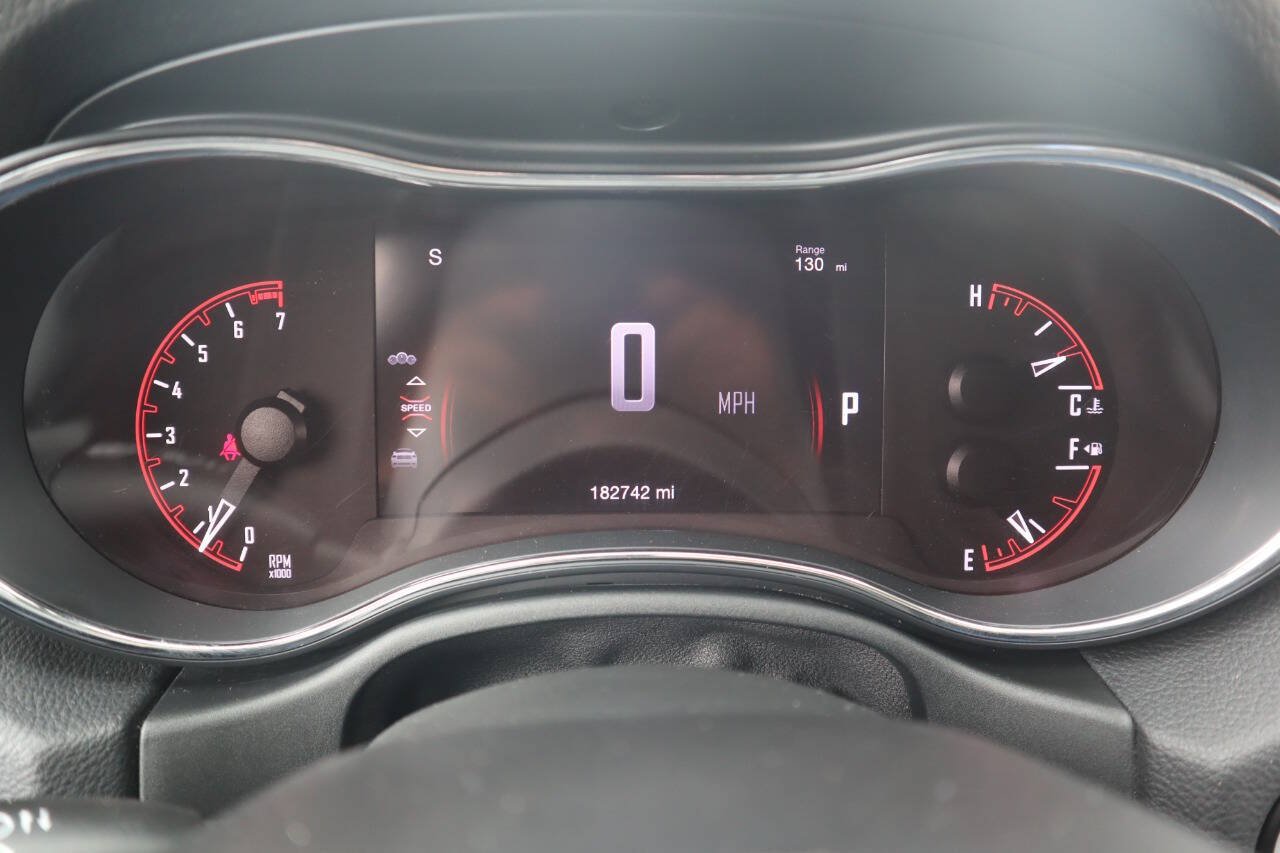 Used 2016 Dodge Durango Limited w/ Nav & Power Liftgate Group AWD/4WD image 32