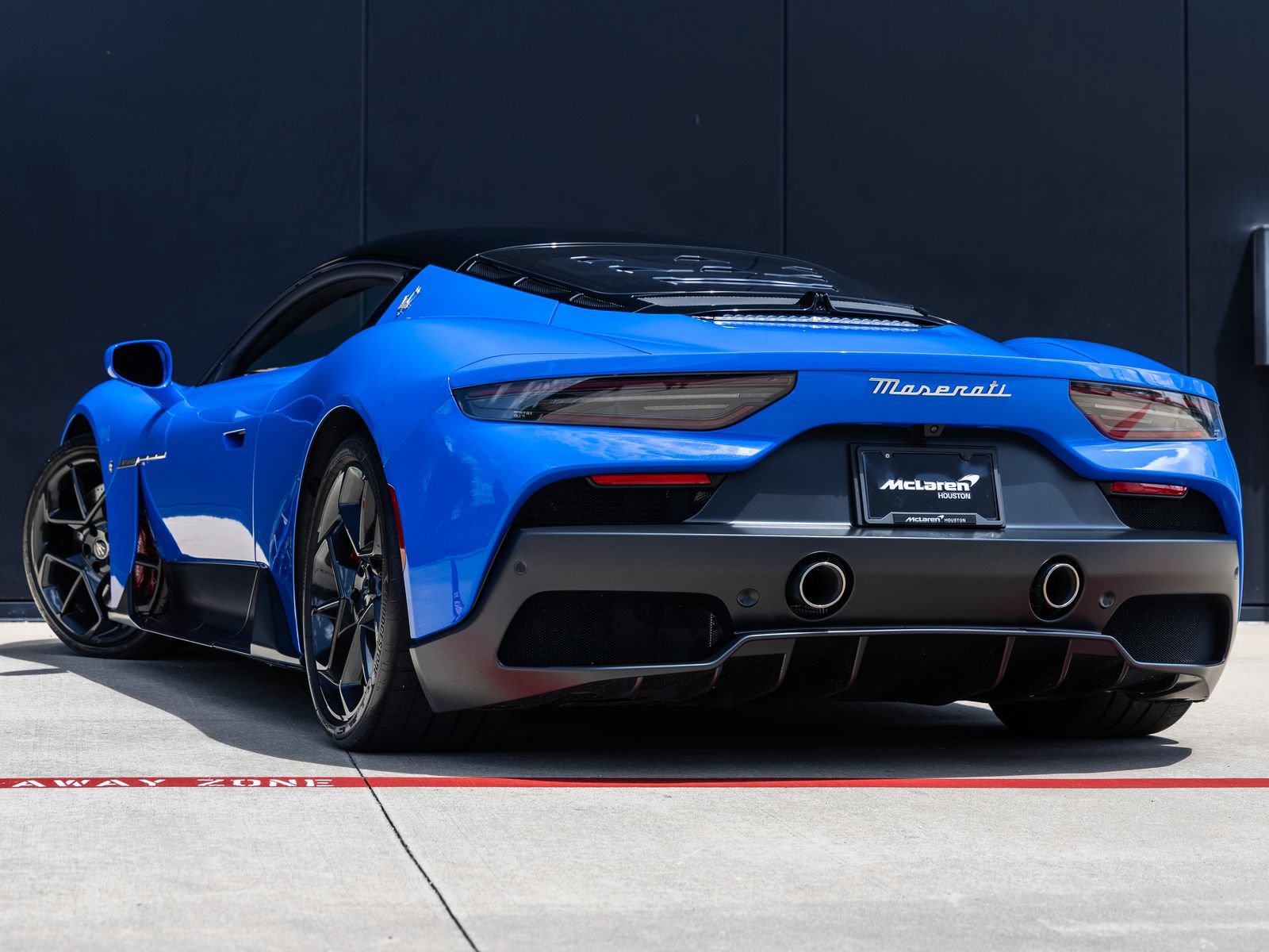 Used 2022 Maserati MC20 Coupe RWD image 7