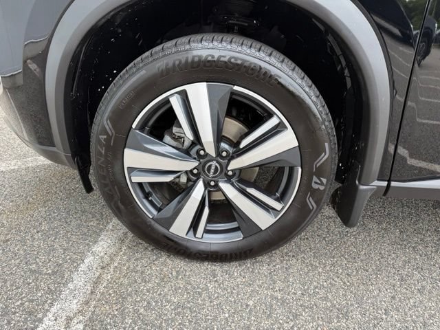 Used 2023 Nissan Rogue SL AWD/4WD image 12