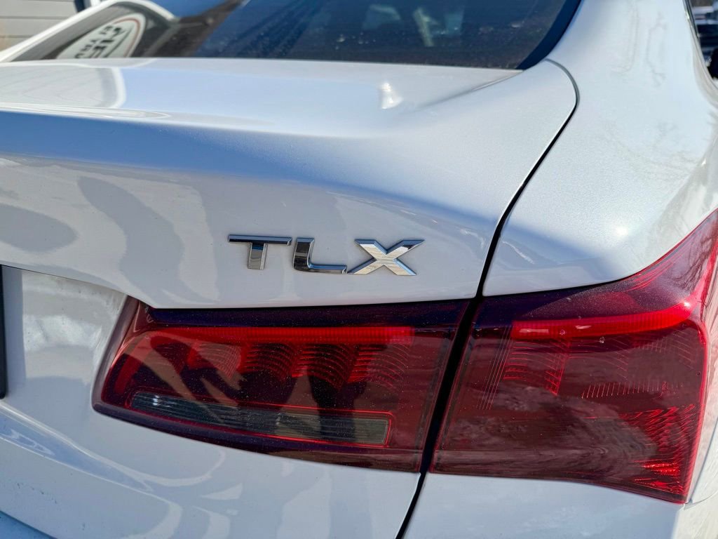 Used 2015 Acura TLX image 8