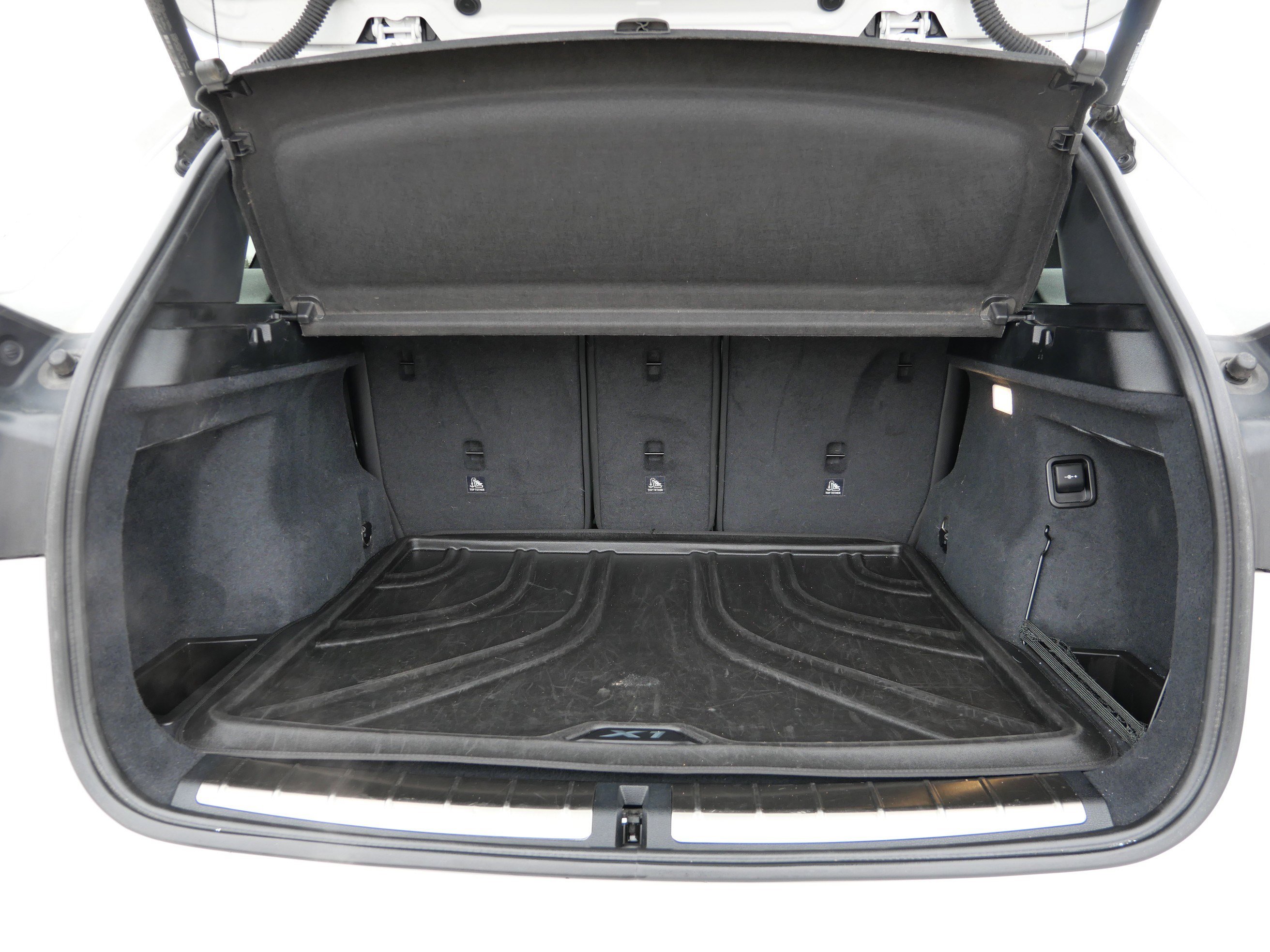 Used 2019 BMW X1 xDrive28i w/ Convenience Package image 17