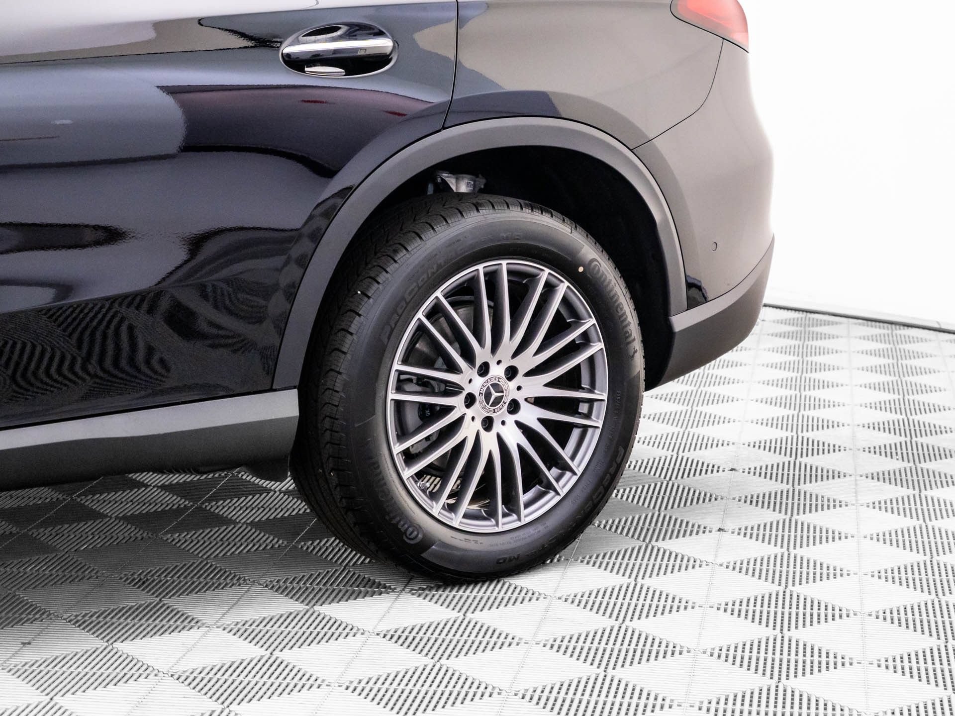 New 2026 Mercedes-Benz GLC 300 4MATIC image 34
