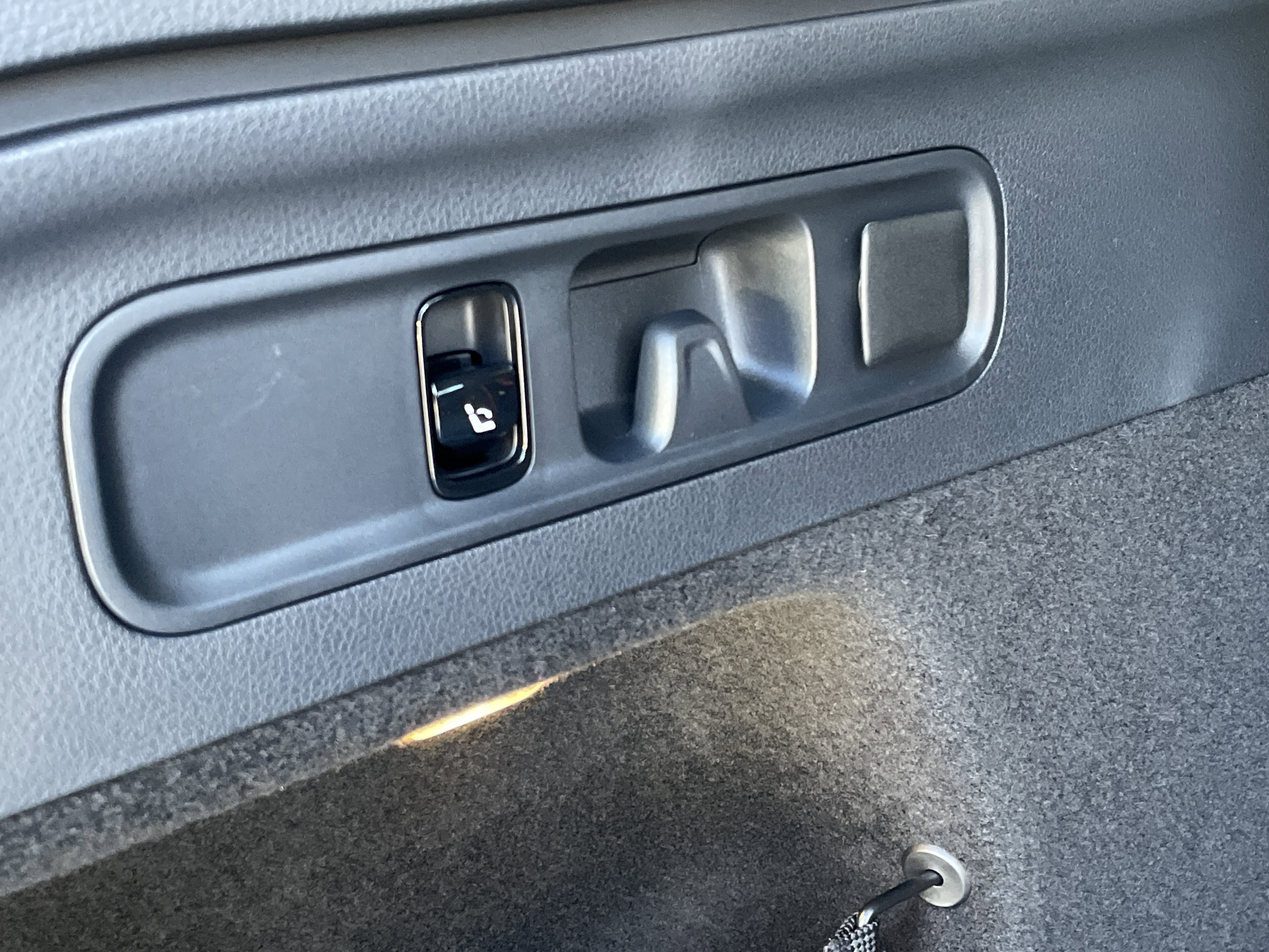 New 2026 Mercedes-Benz GLC 300 image 10