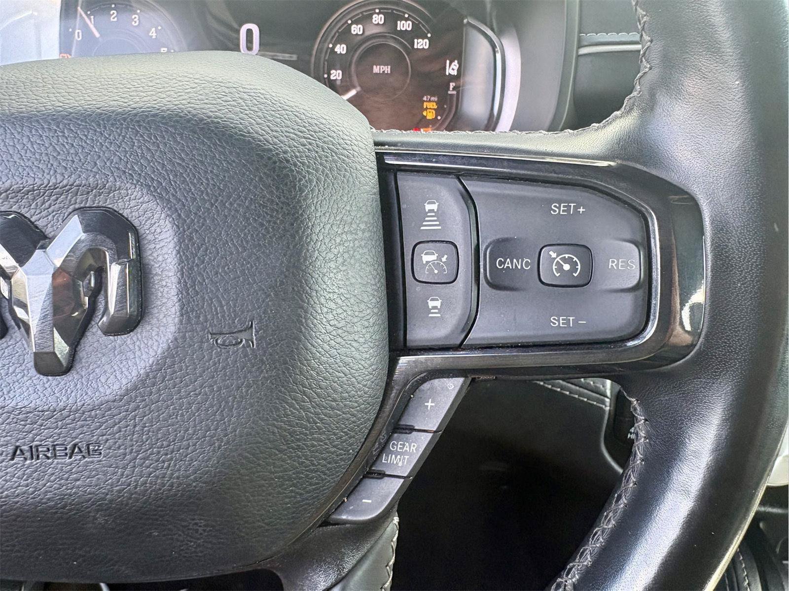 Used 2023 RAM 1500 Limited AWD/4WD image 22