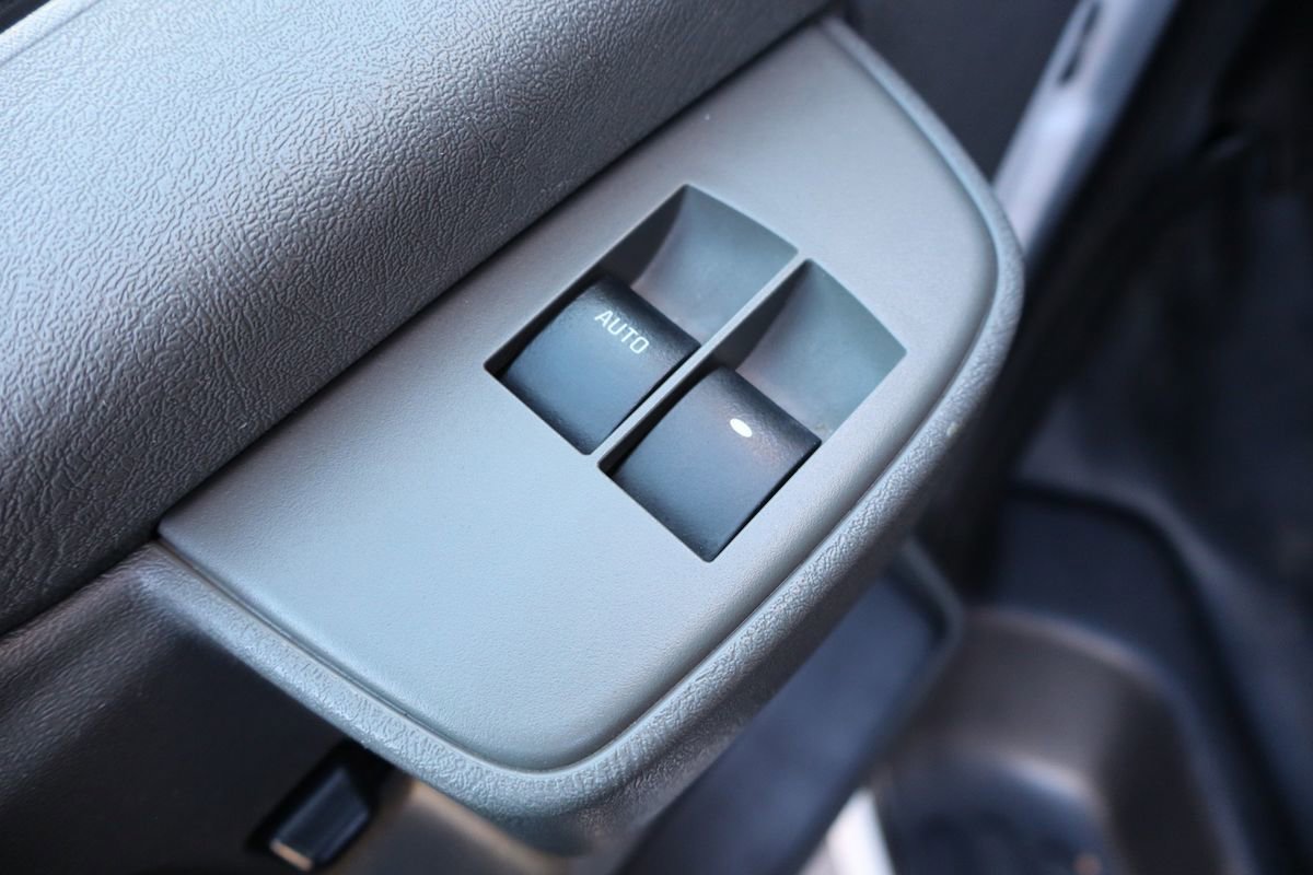 Used 2017 Chevrolet Express 2500 LS image 26