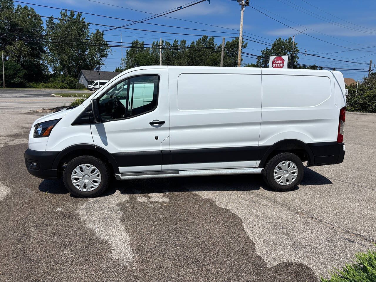 Used 2025 Ford Transit 250 Low Roof w/ Exterior Upgrade Package RWD image 6