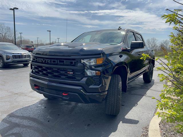 New 2026 Chevrolet Silverado 1500 Custom Trail Boss AWD/4WD image 3