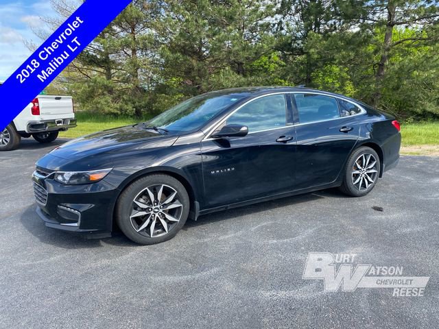 Used 2018 Chevrolet Malibu LT w/ Leather Package FWD image 3