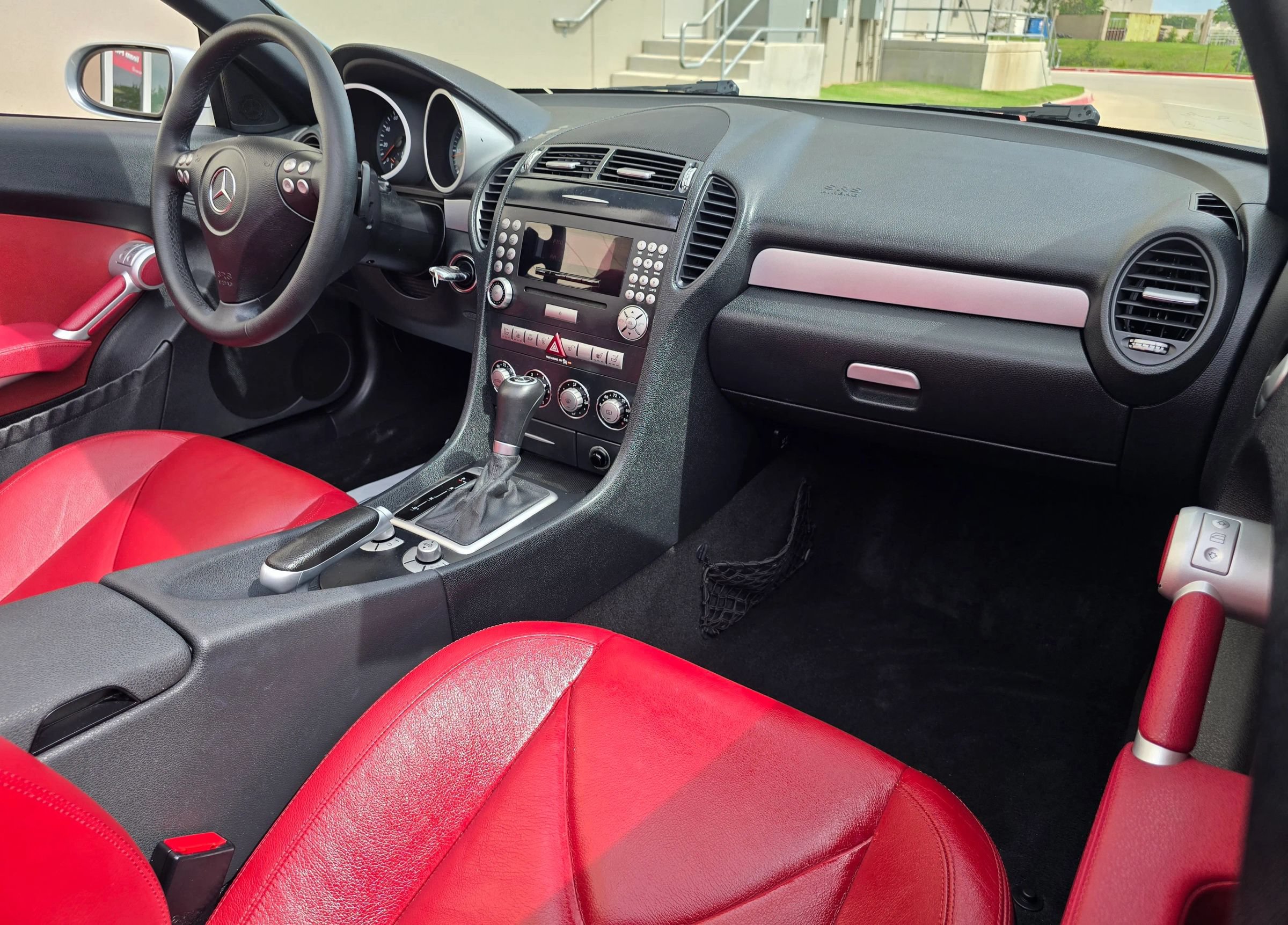 Used 2008 Mercedes-Benz SLK 350 image 28