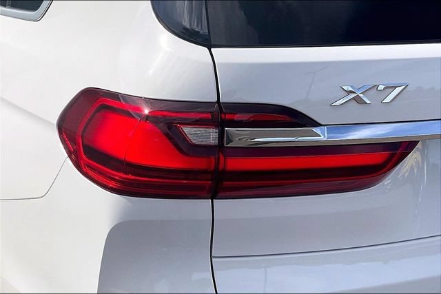 Used 2022 BMW X7 xDrive40i w/ Premium Package AWD/4WD image 28