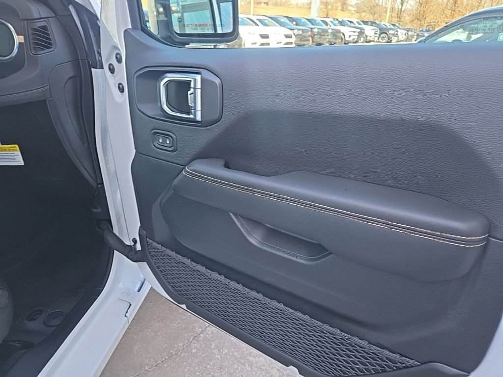 New 2026 Jeep Gladiator Mojave AWD/4WD image 73