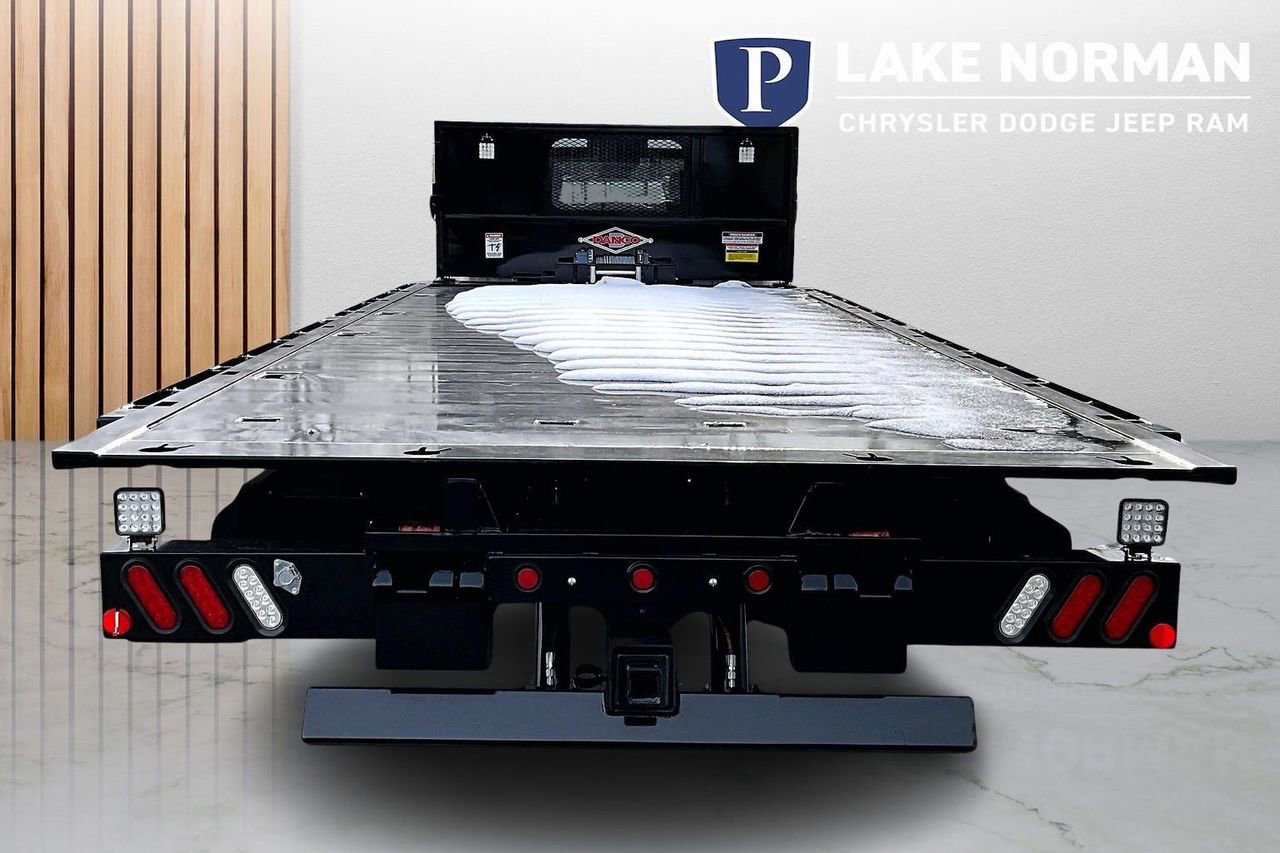 New 2025 RAM 5500 Tradesman AWD/4WD image 23