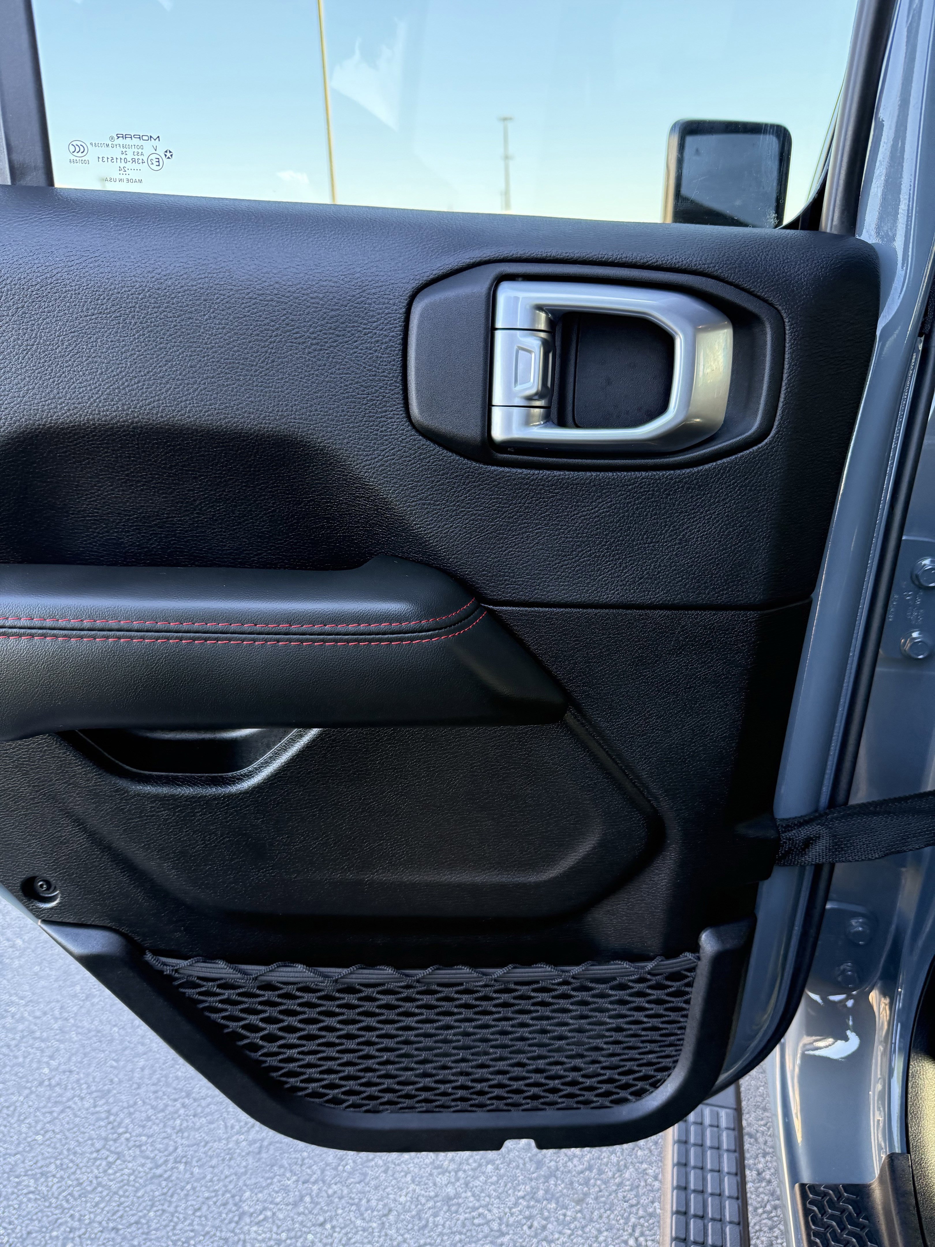 Used 2024 Jeep Wrangler Unlimited Rubicon image 12