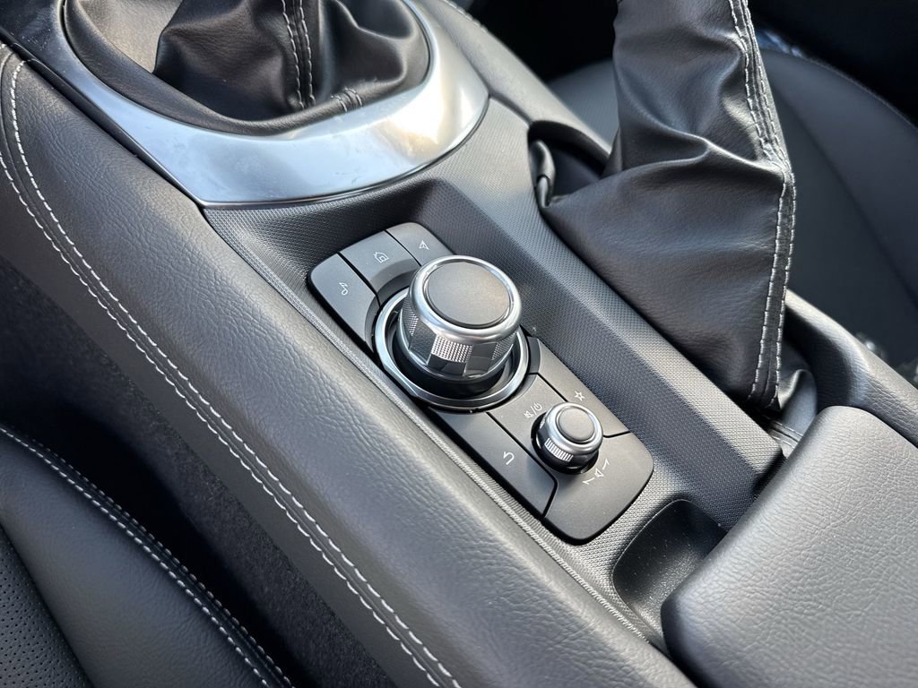 New 2026 MAZDA MX-5 Miata RF Grand Touring RWD image 50
