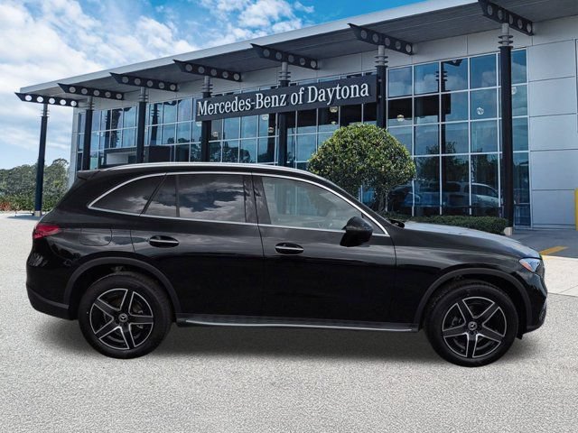 New 2026 Mercedes-Benz GLC 300 image 3