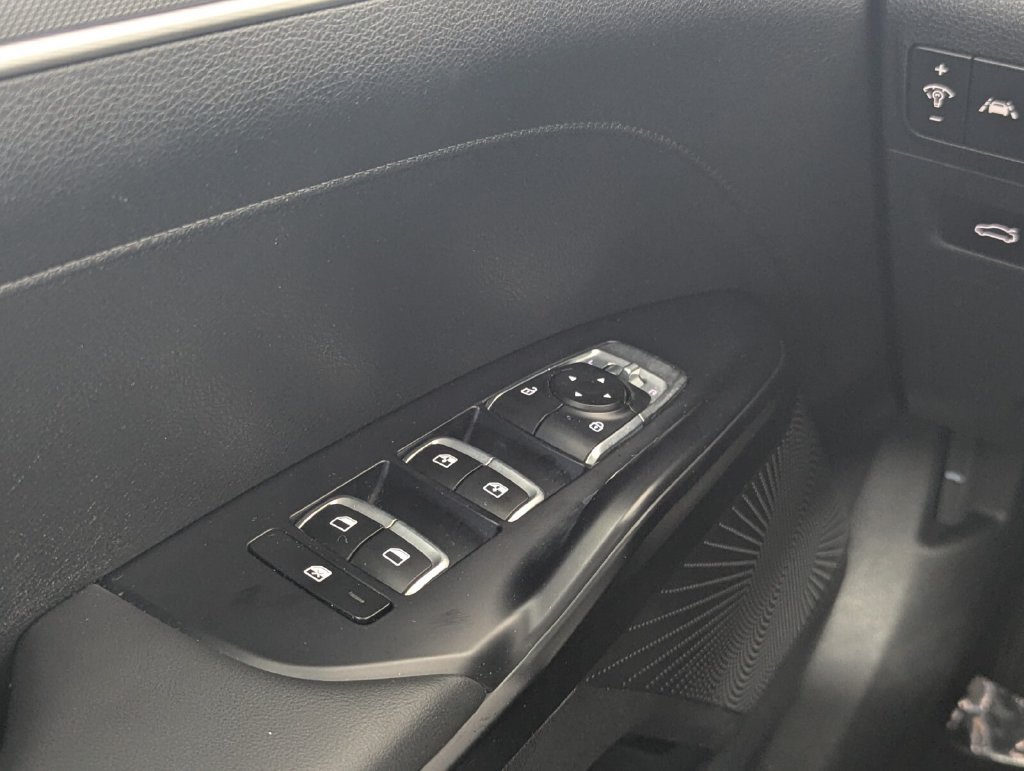 Used 2021 Kia K5 GT-Line AWD/4WD image 15