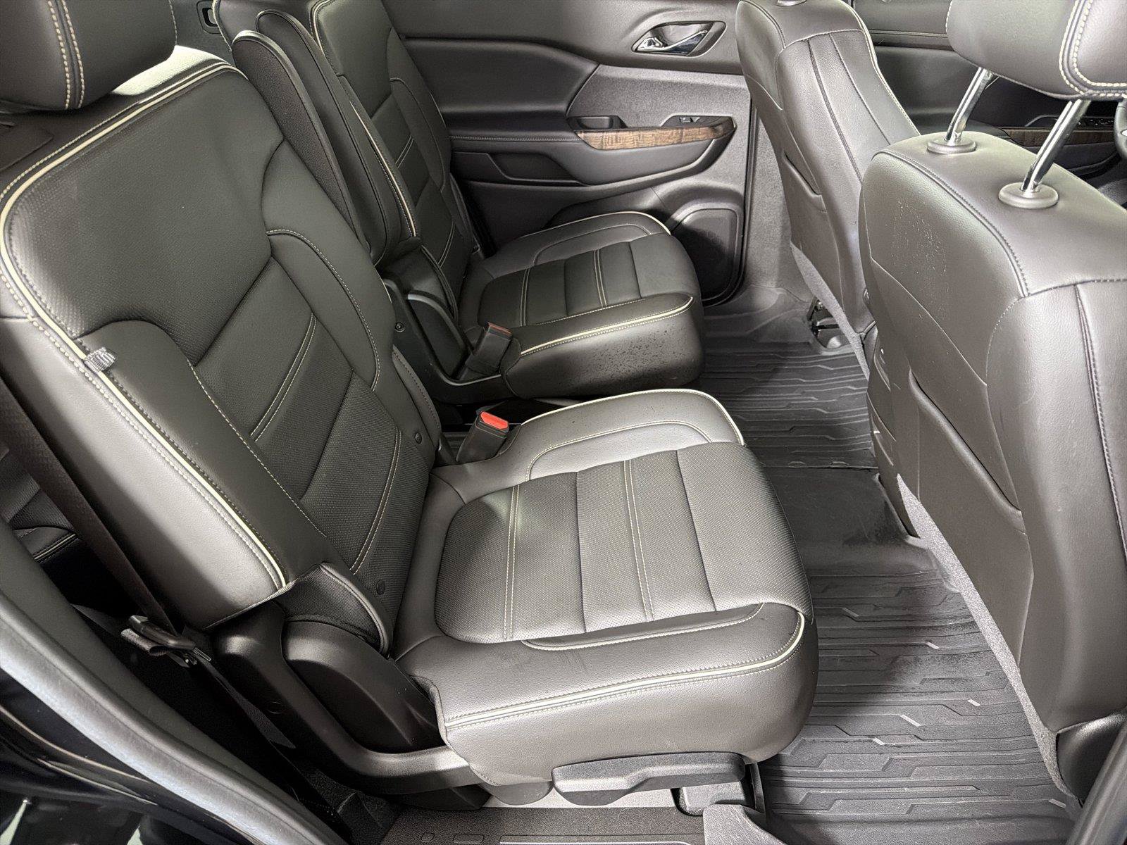 Certified 2023 GMC Acadia Denali w/ Denali Ultimate Package FWD image 14