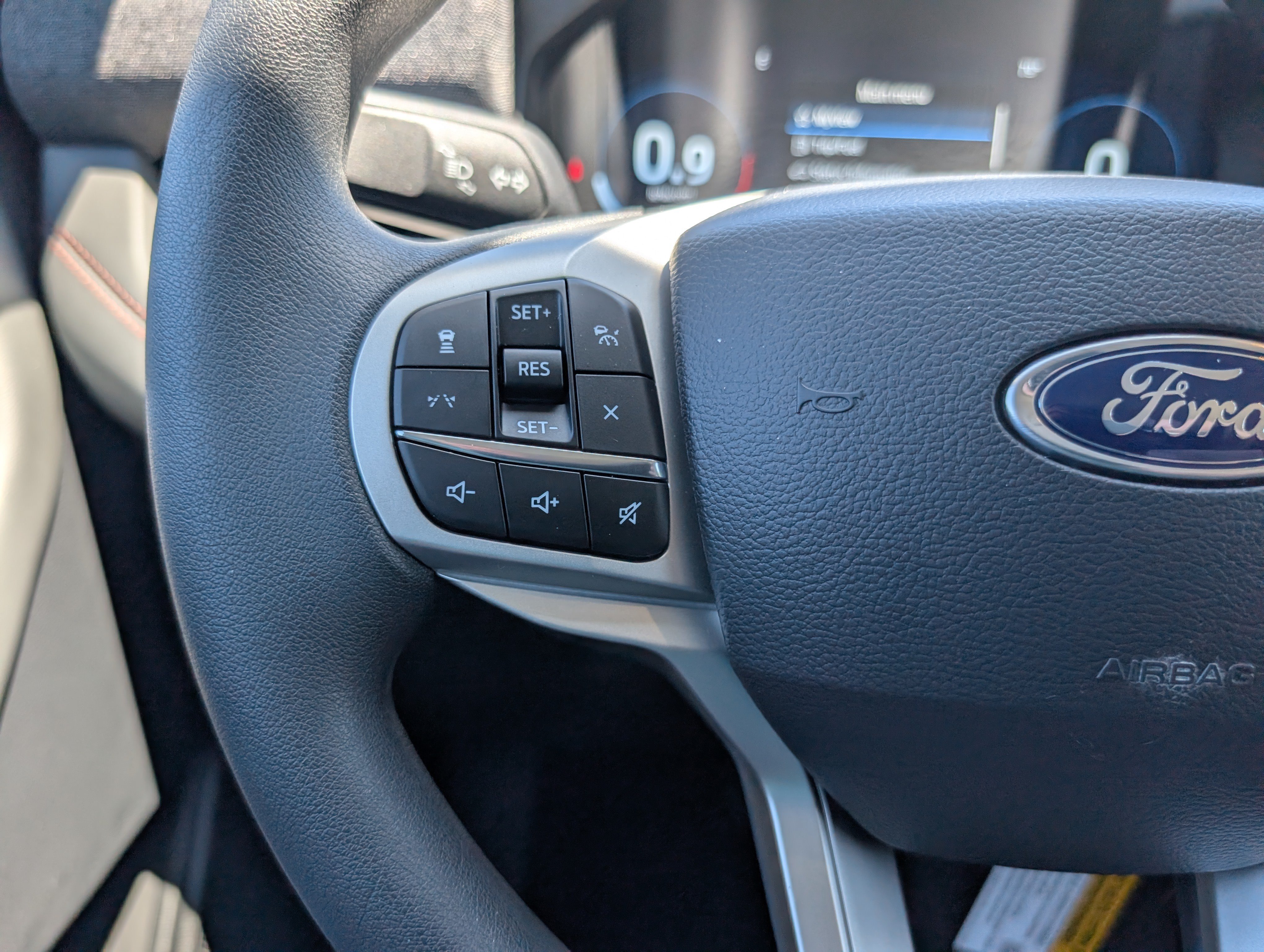 New 2026 Ford Explorer Active AWD/4WD image 19